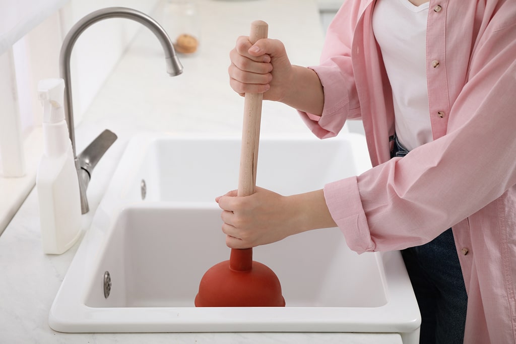 8 Common Plumbing Issues That Need Expert Plumbing Service | Midlothian, TX