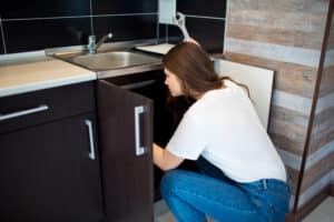 Drain odor diagnostics homeowners can do before calling pros.