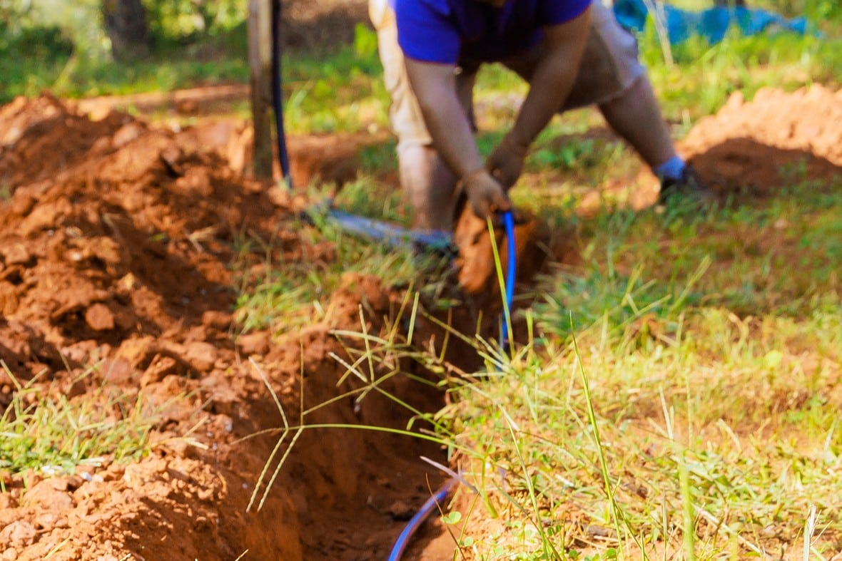 Repair underground water leak, underground water leak.