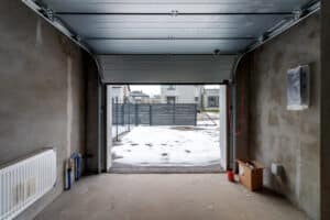 How to stop garage pipes from freezing.