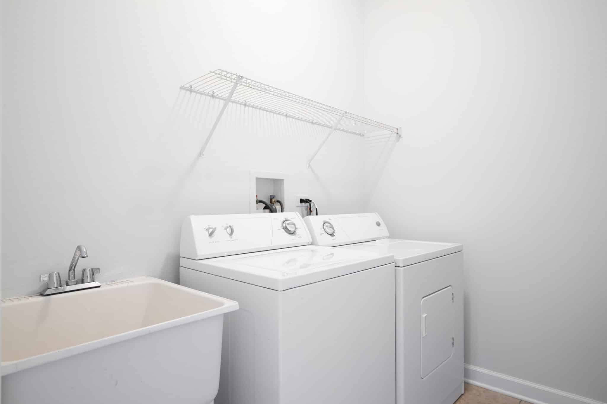 Laundry room, laundry box install.
